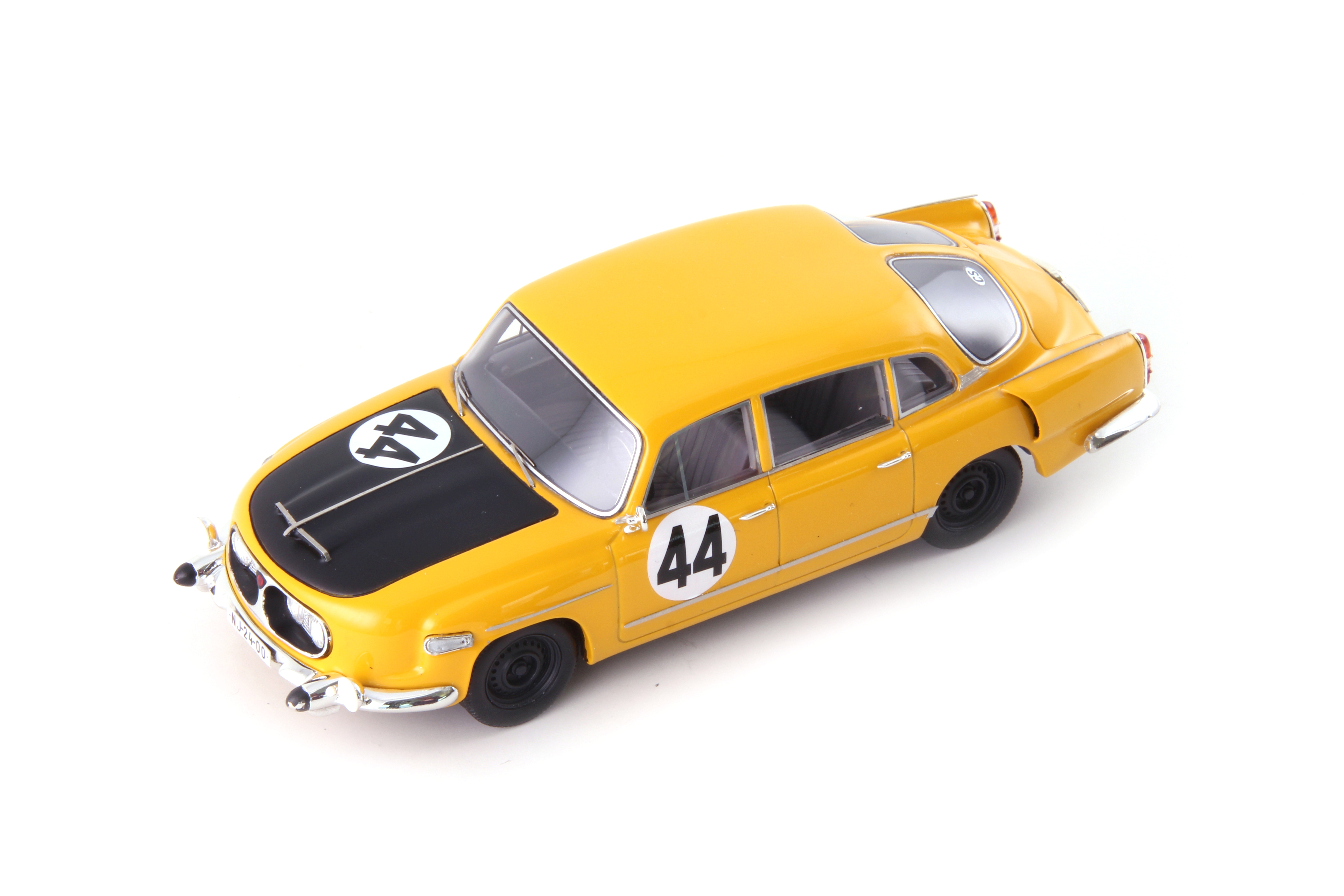 Tatra 603-2 B5 #44 Marathon de la Route 1966 1:43 AutoCult
