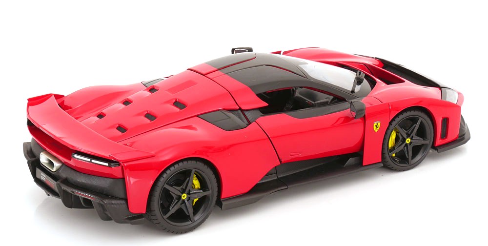 Ferrari F80 red 1:18 Bburago