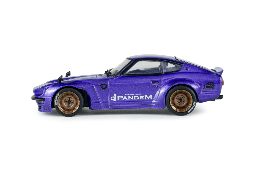 Datsun 240Z Pandem 1973 purple metallic 1:43 Solido