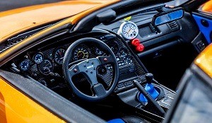 Toyota Brian's Supra MKIV Spider 1995 *Fast & Furious* orange 1:12 Kyosho