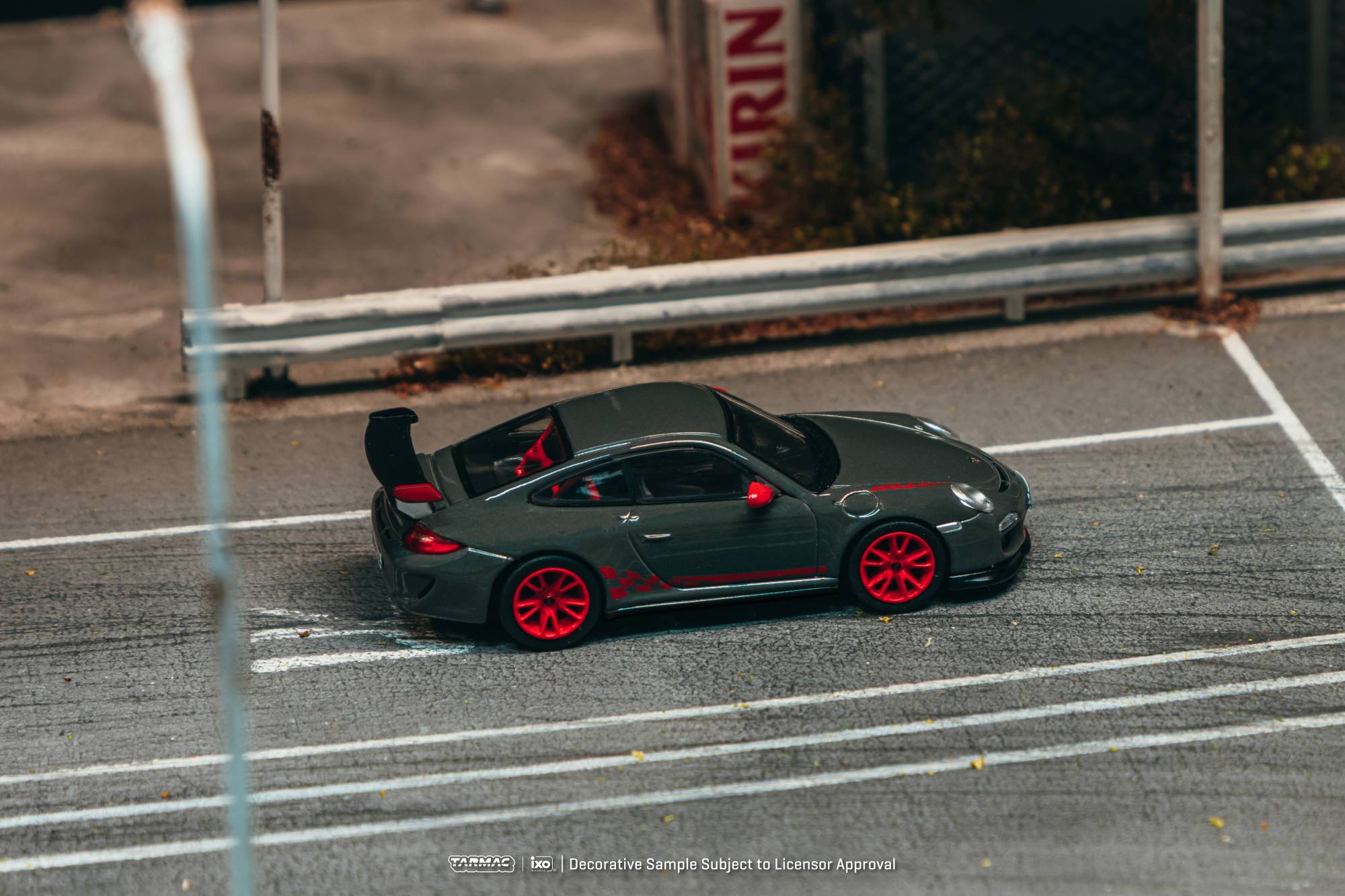 Porsche 911 (997.2) GT3 RS 2008 grey 1:64 Tarmac