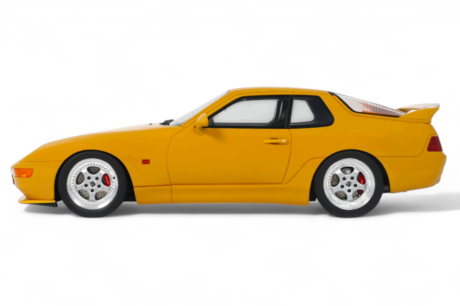 Porsche 968 Turbo S 1993 yellow 1:18 GT Spirit