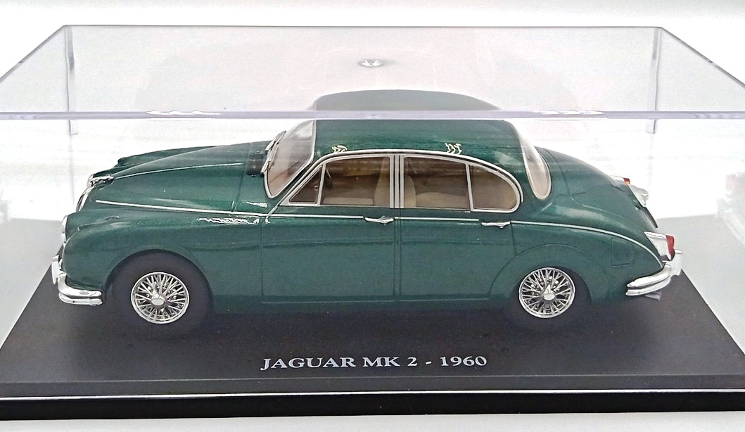 Jaguar MK 2 1960 green 1:24 Altaya