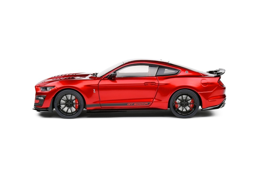 Shelby Mustang Shelby GT500KR 2023 red/black stripes 1:18 Solido