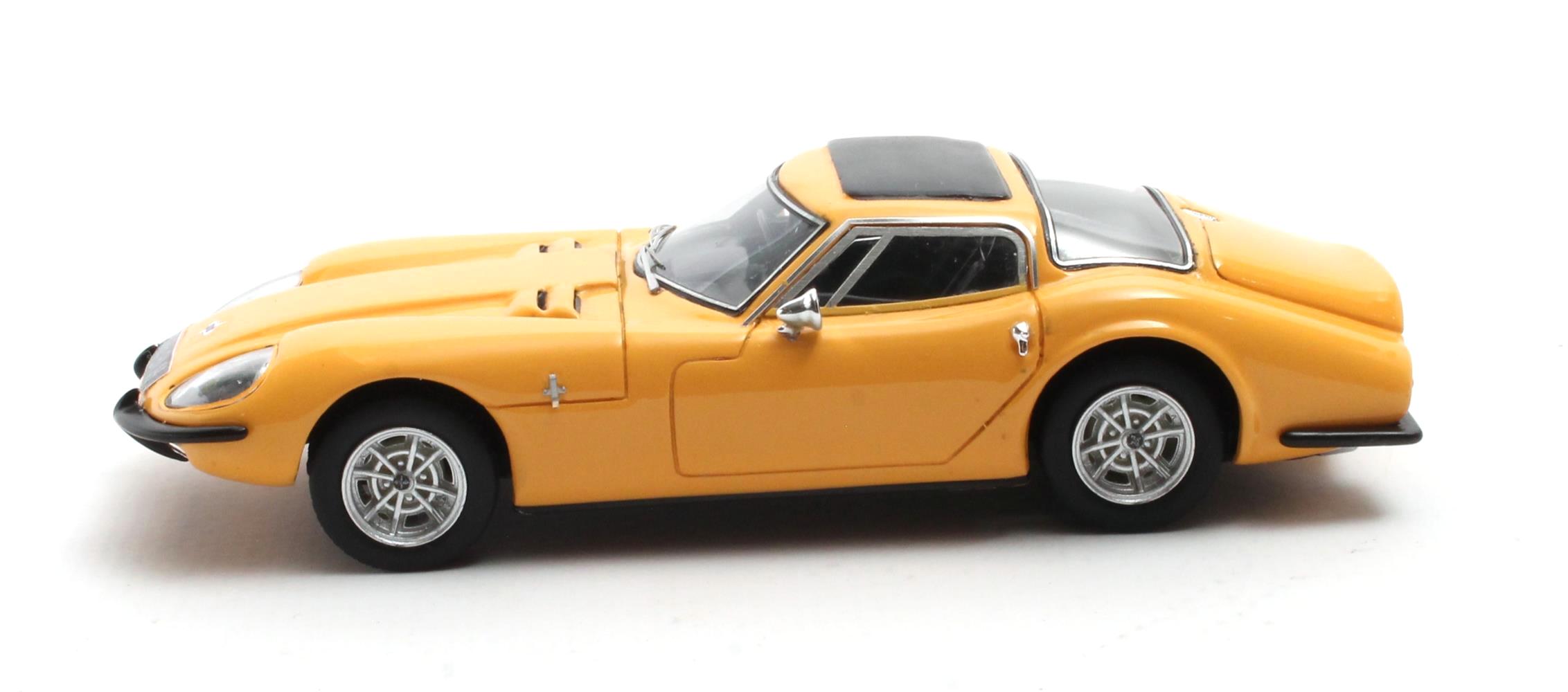 Marcos 3-Litre GT Coupe 1968 yellow 1:43 Matrix Scale Models