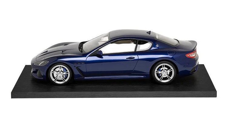 Maserati GranTurismo 2017 blue 1:18 TSM Model