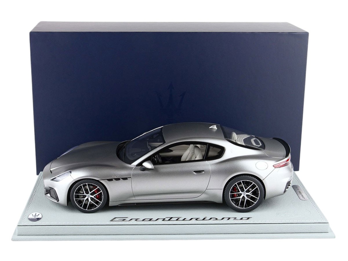 Maserati GranTurismo Trofeo 2023 with Showcase matt grey 1:18 B.B.R. 