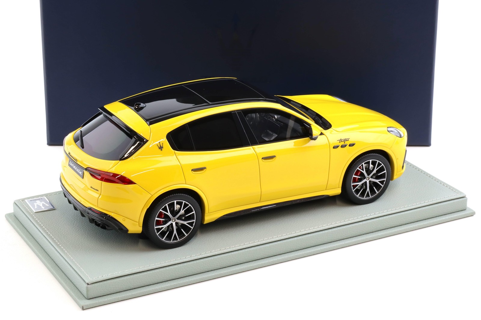 Maserati Grecale Trofeo 2022 Giallo 1:18 B.B.R.