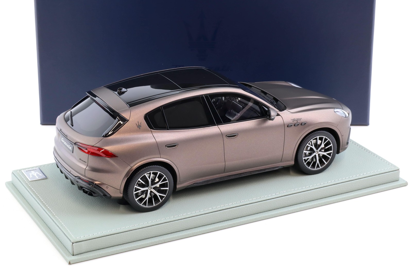 Maserati Grecale Trofeo 2022 Bronze 1:18 B.B.R.