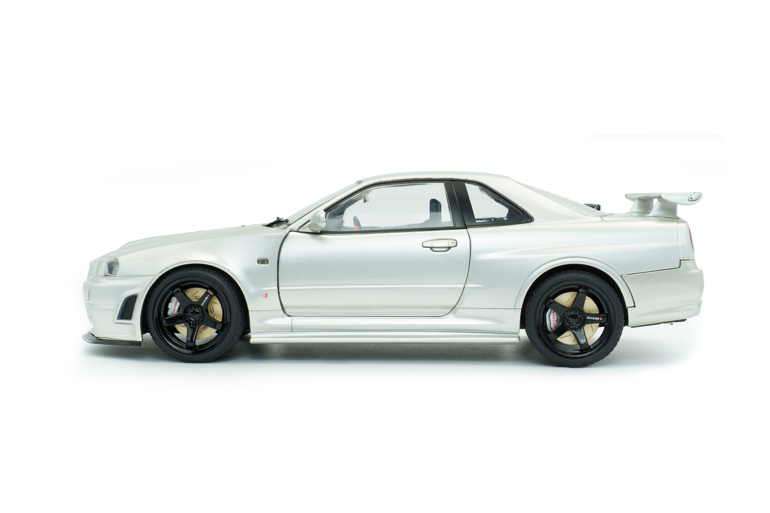 Nissan Skyline R34 GT-R Z Tune 1999 silver 1:18 Solido