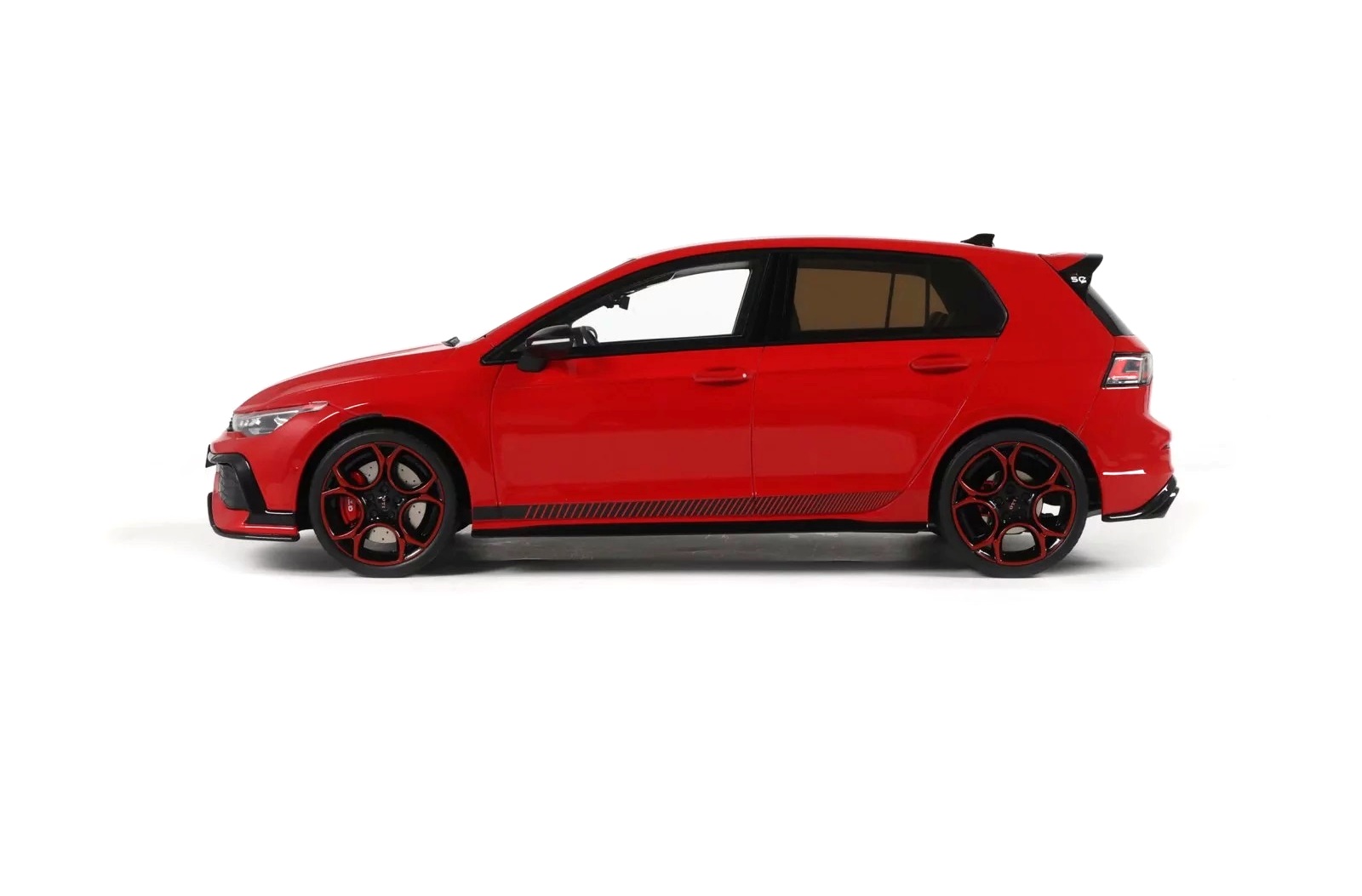 Volkswagen Golf Mk.8 GTI 50th Edition 2024 tornado red 1:18 OttOmobile