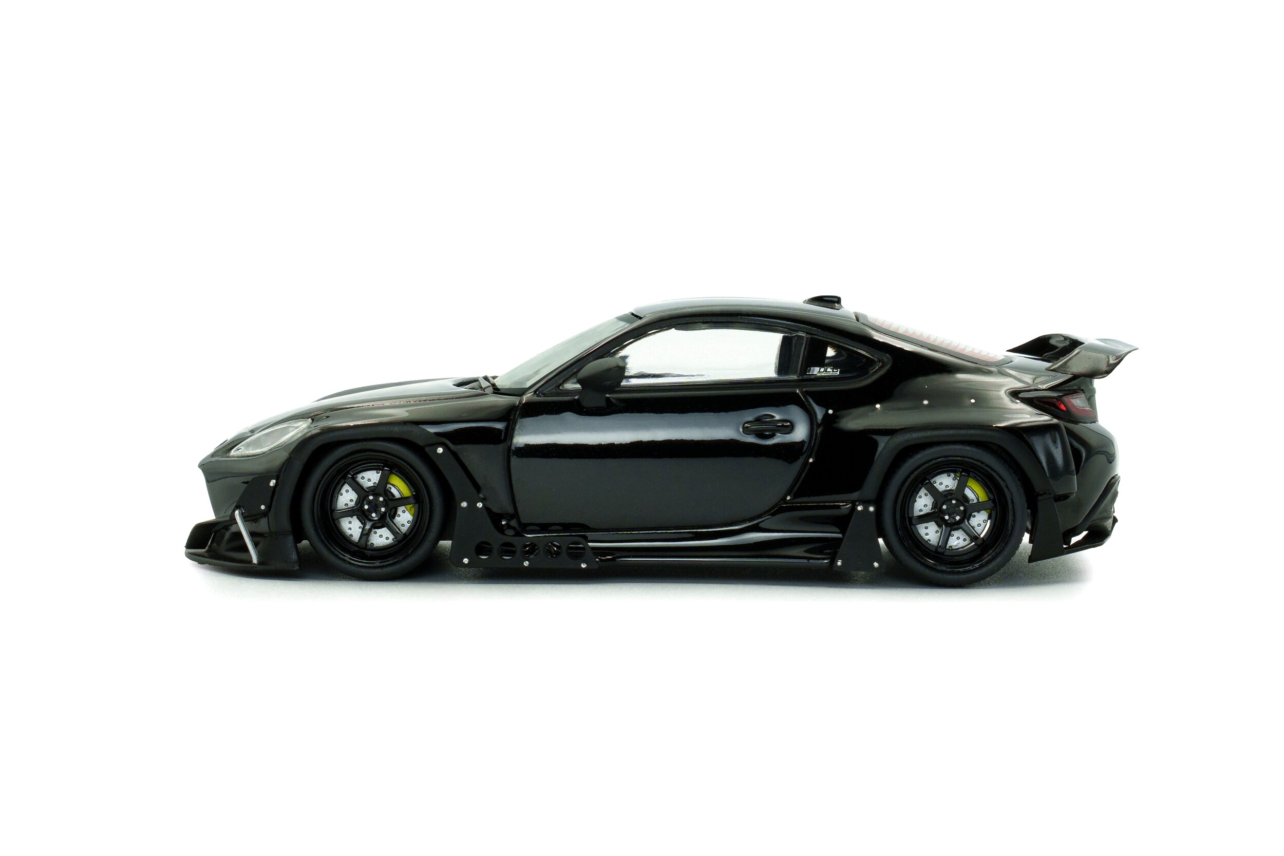 Pandem Toyota GR86 2022 black 1:43 Solido
