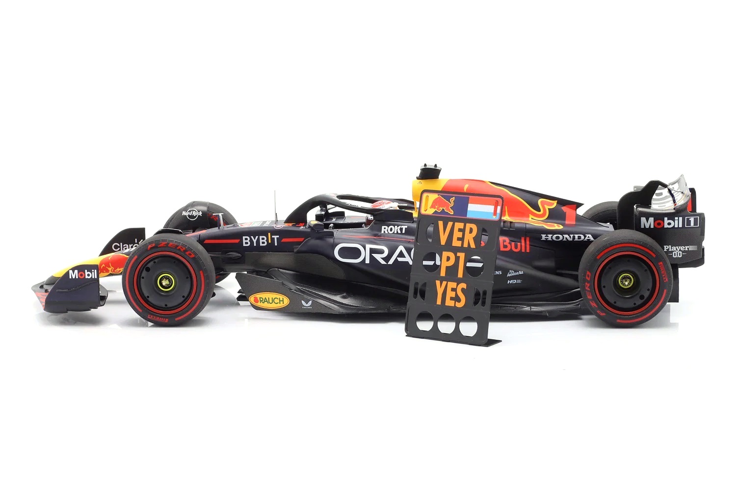 Red Bull RB19 Oracle #1 M.Verstappen Winner Bahrain GP Formula 1 World Champion 2023 1:18 Minichamps
