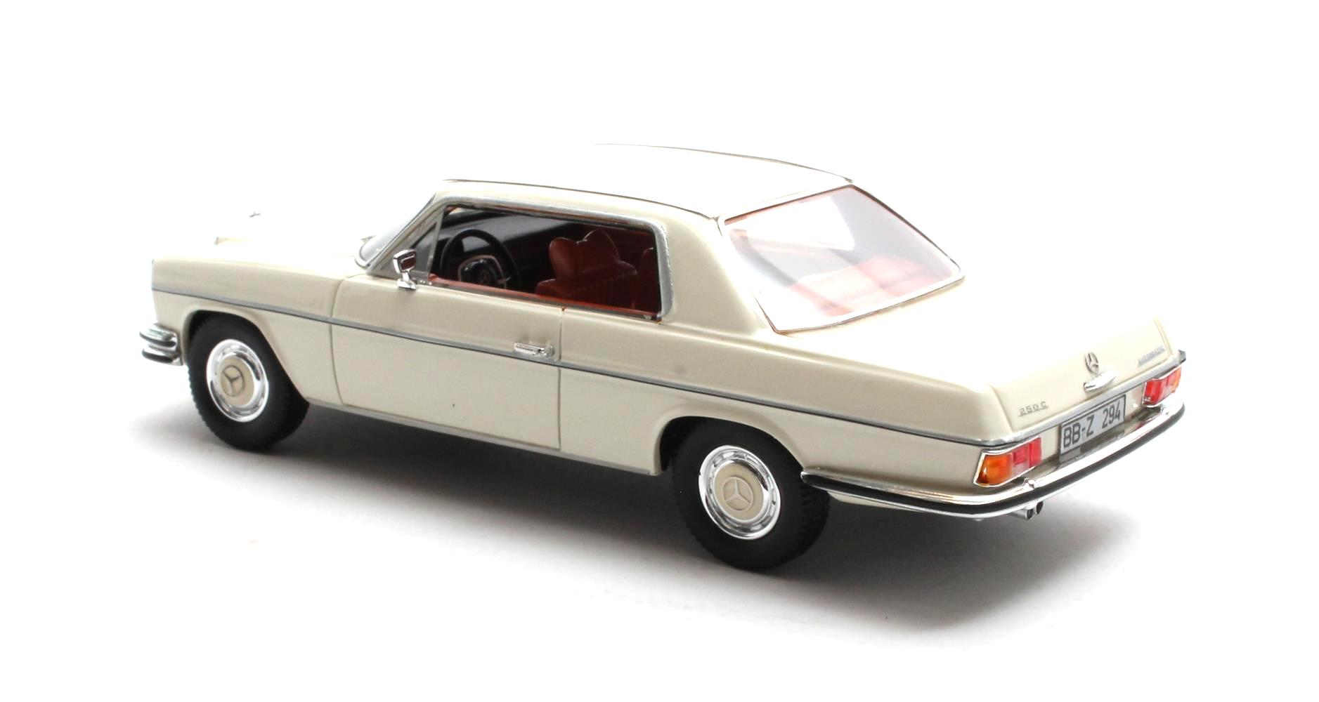 Mercedes-Benz S-Class 280C Coupe W111 1968 Wedding + 2 Figurines 1:43 Matrix Scale Models