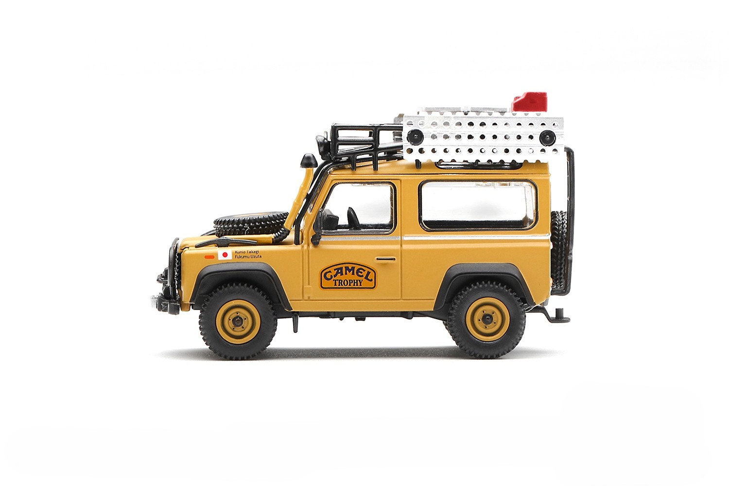 Land Rover Defender 90 Camel Trophy Team Japan K.Takagi/F.Uzuta Camel Trophy Borneo 1985 1:64 Mini GT
