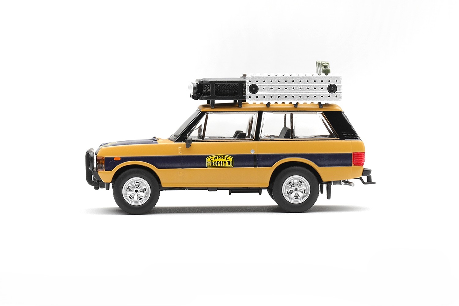 Land Rover Range Rover Camel Trophy Team West Germany 2 N.Sudmann/F.Hofmann Camel Trophy Sumatra 1981 1:64 Mini GT