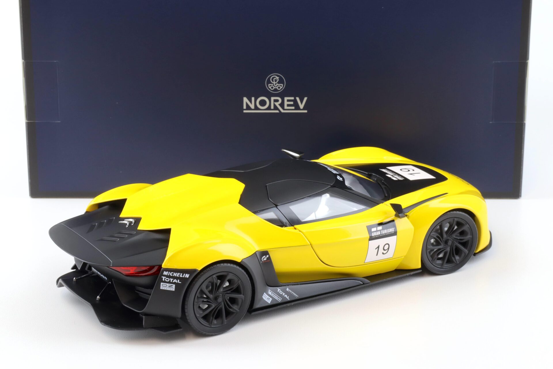 Citroën GT Concept Car 2008 yellow/black 1:18 Norev