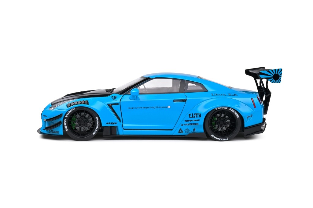 Nissan GT-R R35 Liberty Walk Body Kit 2.0 2024 baby blue 1:18 Solido