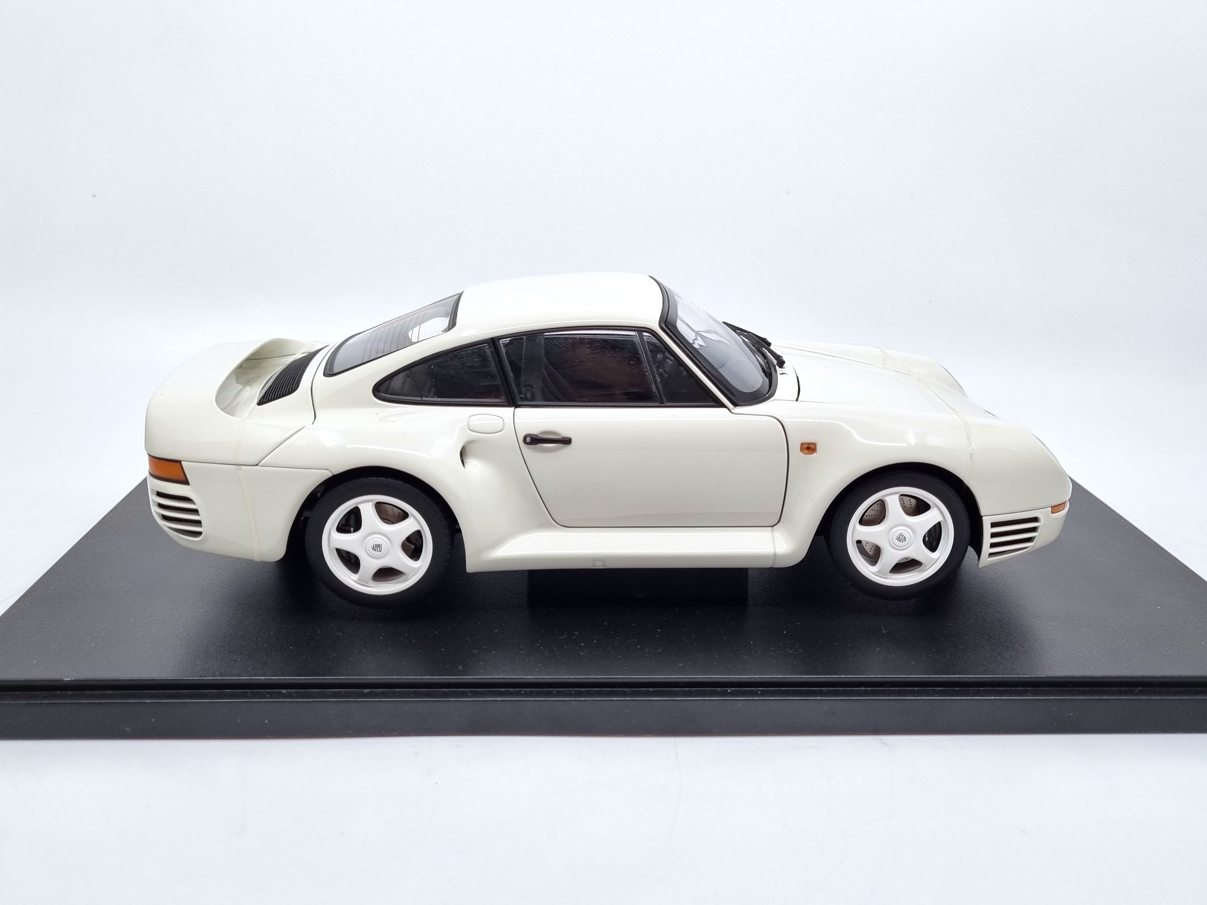 Porsche 959 1:18 AUTOart