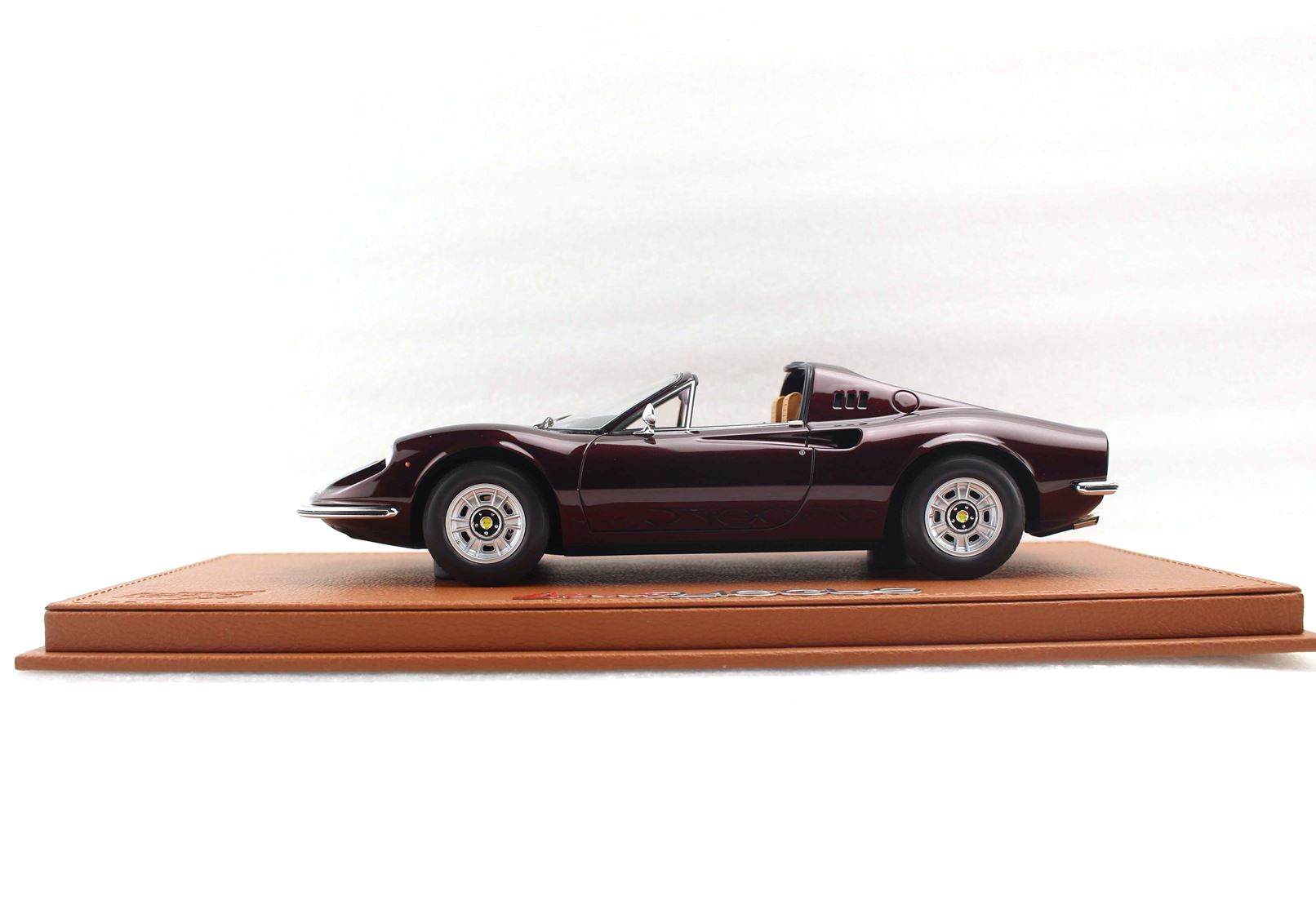 Ferrari Dino 246 GTS 1972 Vinaccia 1:18 B.B.R.