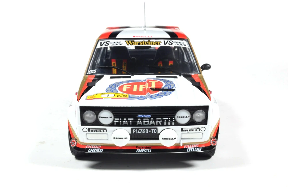 Fiat 131 Abarth #1 Röhrl/Geistdörfer Rally Hunsrück 1980 1:18 Solido