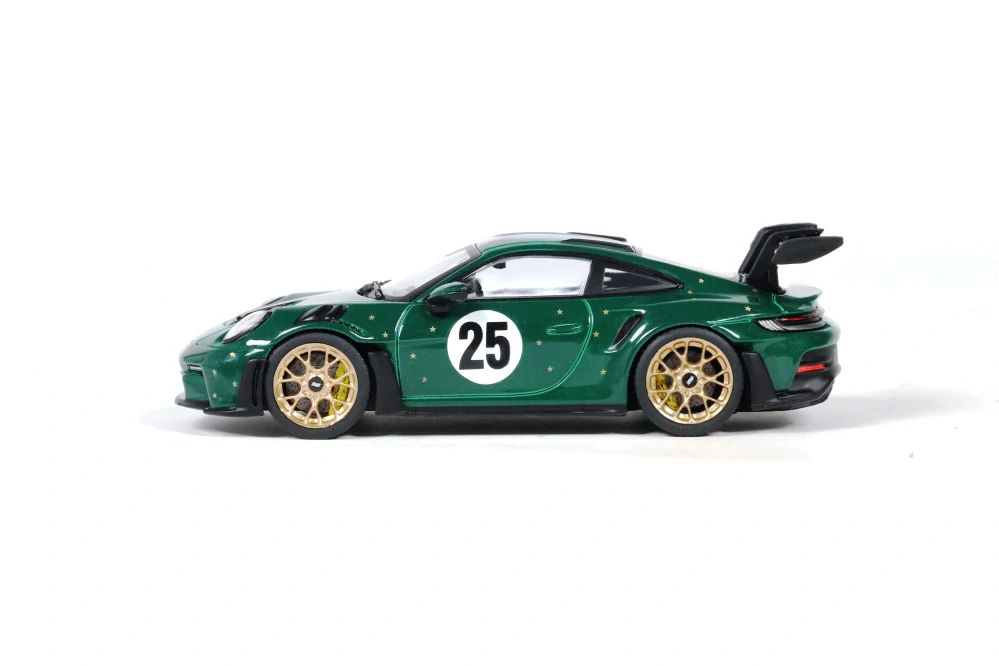 Porsche 911 992 GT3 RS #25 Christmas Edition 2026 1:43 Solido