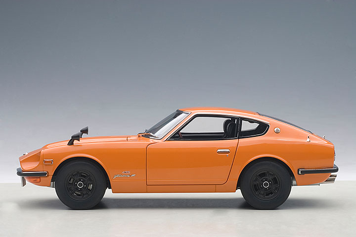 Nissan Fairlady Z432 1969 orange 1:18 AUTOart