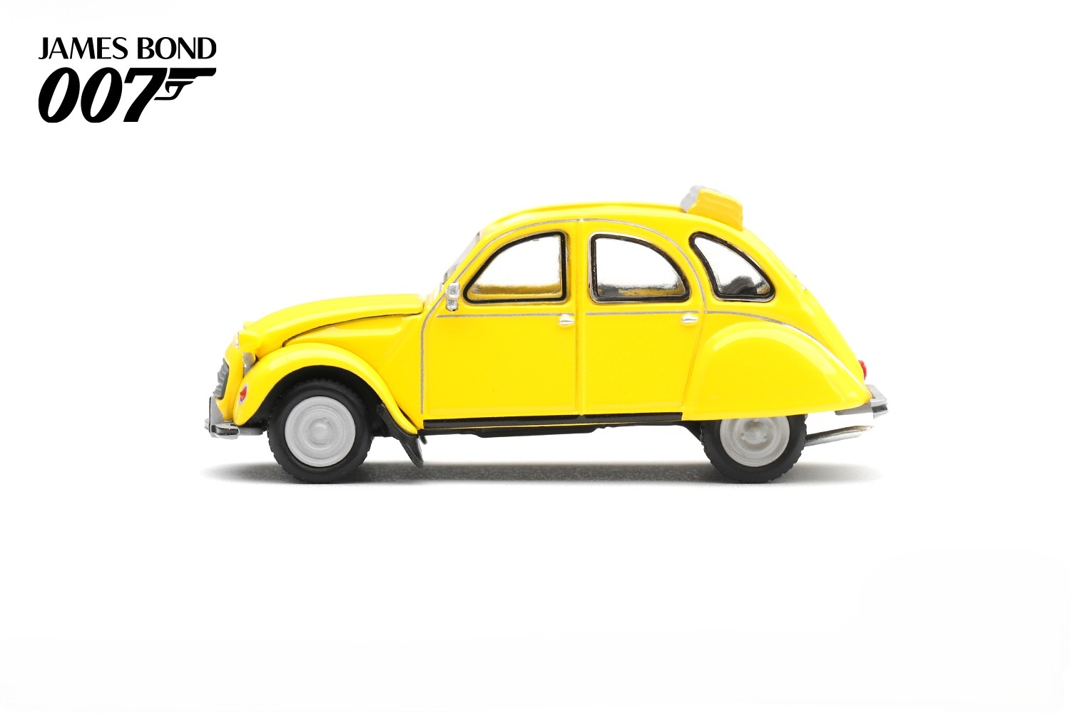 Citroen 2CV *For Your Eyes Only* 1981 yellow English Blister Packaging 1:64 Mini GT
