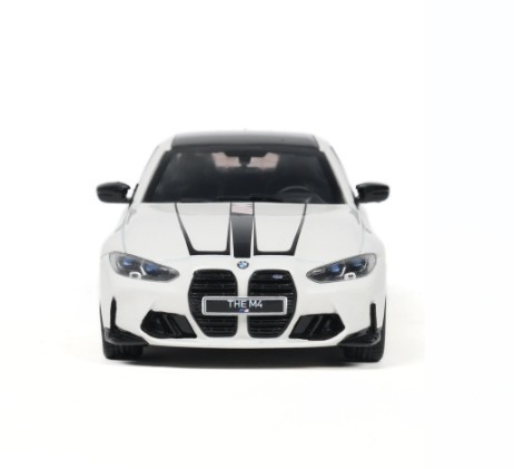 BMW M4 Competition 2023 alpine white 1:43 Solido
