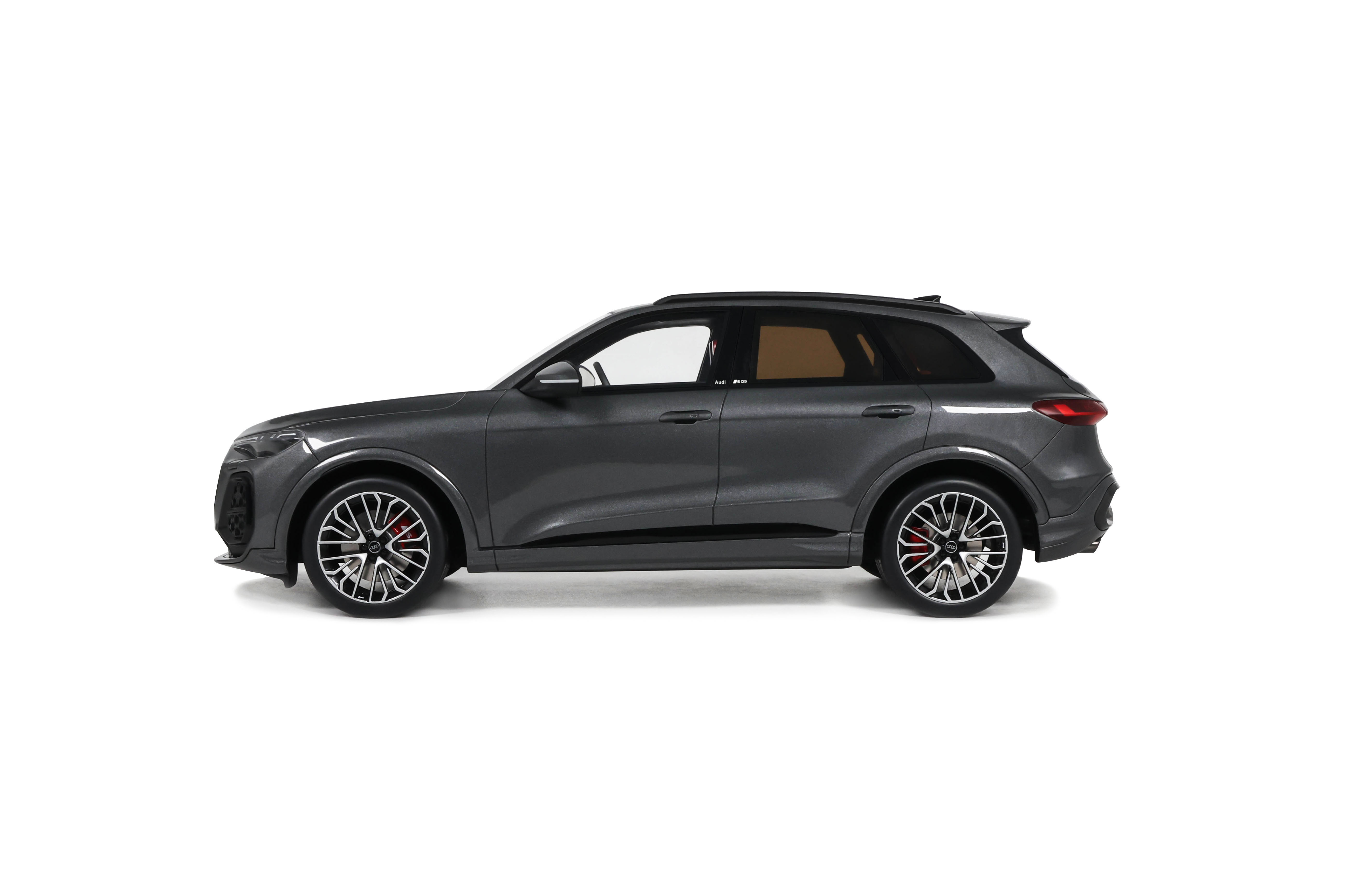 Audi SQ5 TFSI 2025 volcano grey 1:18 OttOmobile