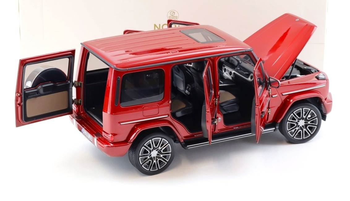 Mercedes-Benz G 2024 hyazinth red 1:18 Norev