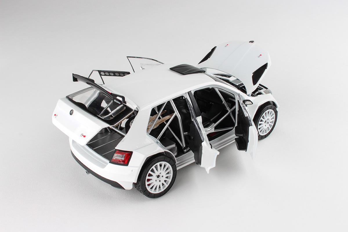 Škoda Fabia III R5 2015 bílá 1:18 Abrex