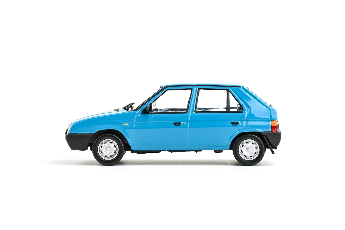 Škoda Favorit 136L 1988 modrá jadran 1:43 Abrex