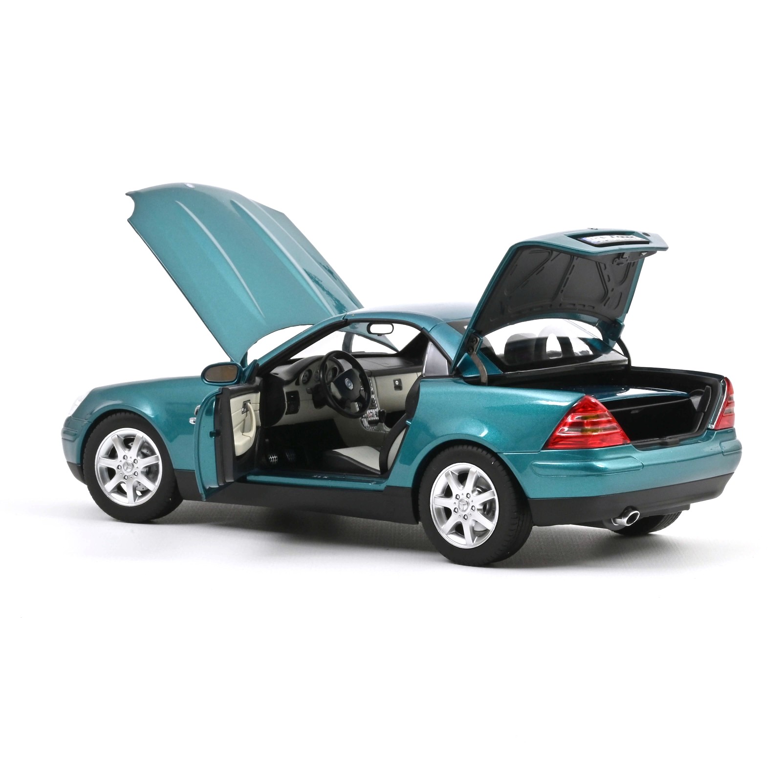 Mercedes-Benz SLK 1996 green 1:18 Norev