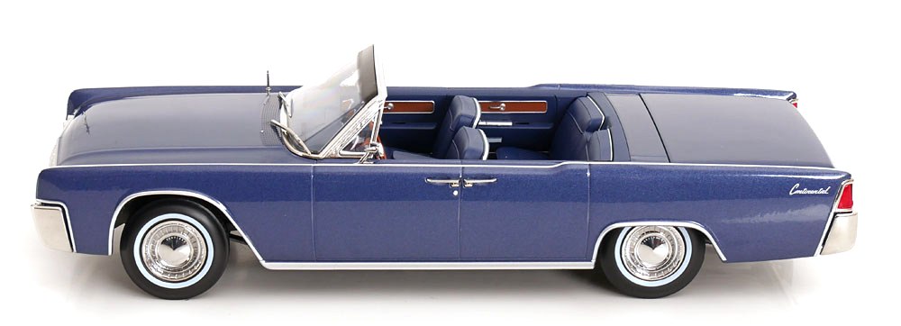 Lincoln Continental Convertible *TV Series Lincoln Lawyer* 1963 blue metallic 1:18 KK Scale