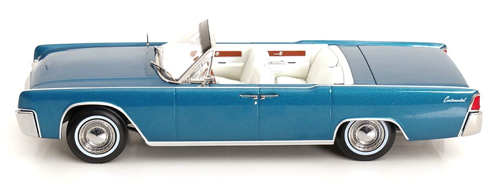 Lincoln Continental Convertible 1963 turquoise metallic 1:18 KK Scale