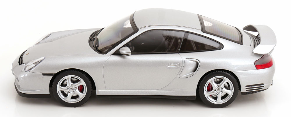Porsche 911 996 GT2 2001 silver 1:18 KK Scale