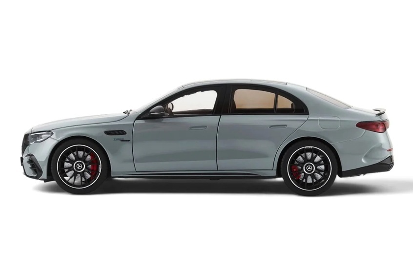 Mercedes-AMG E 53 Hybrid 4Matic+ alpin grey uni 1:18 NZG
