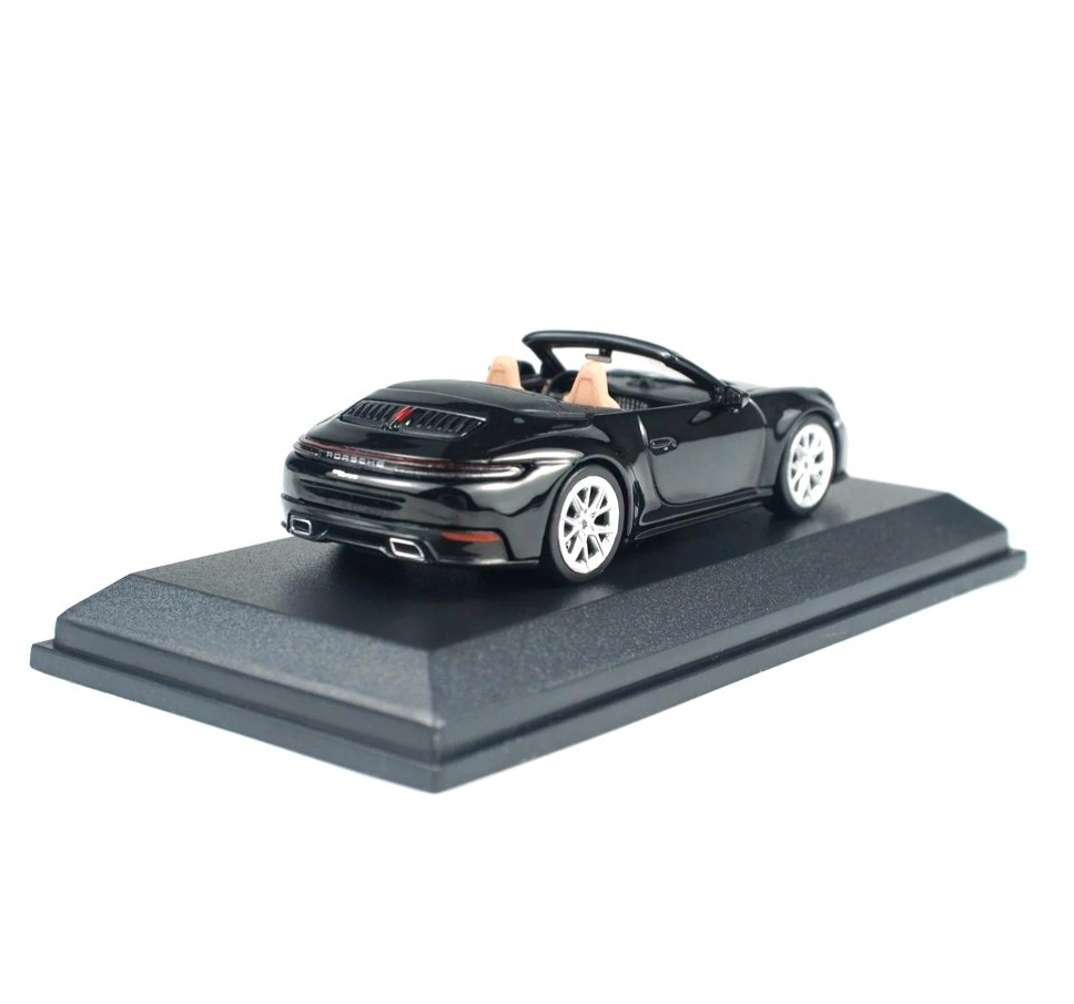 Porsche 911 (992.2) Carrera Cabriolet 2025 black 1:64 Minichamps