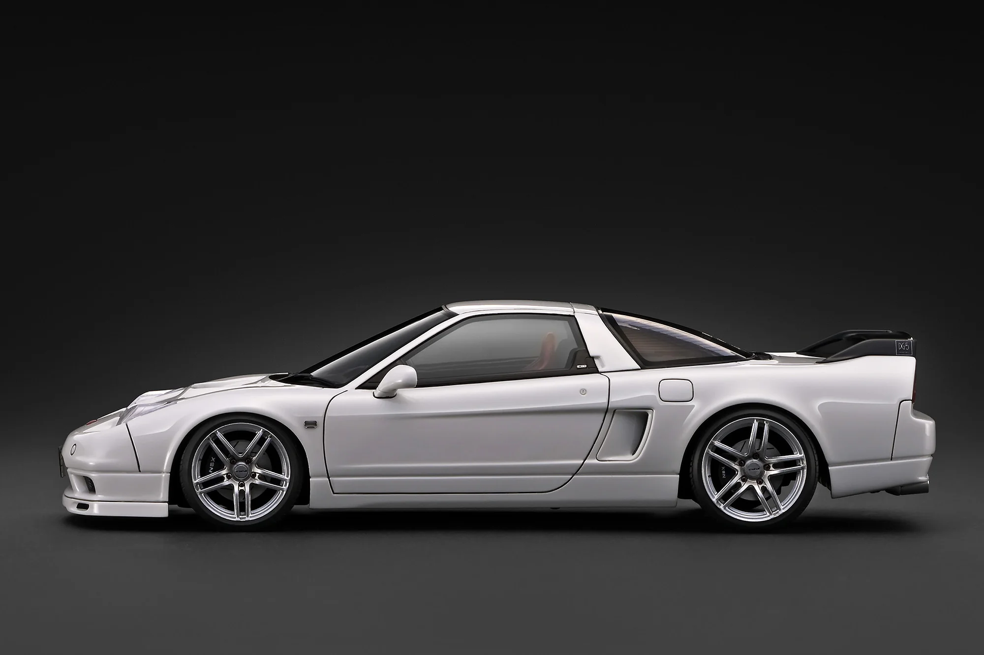 Honda NSX-R NA2 DK-Ver pearl white 1:18 Ignition Model