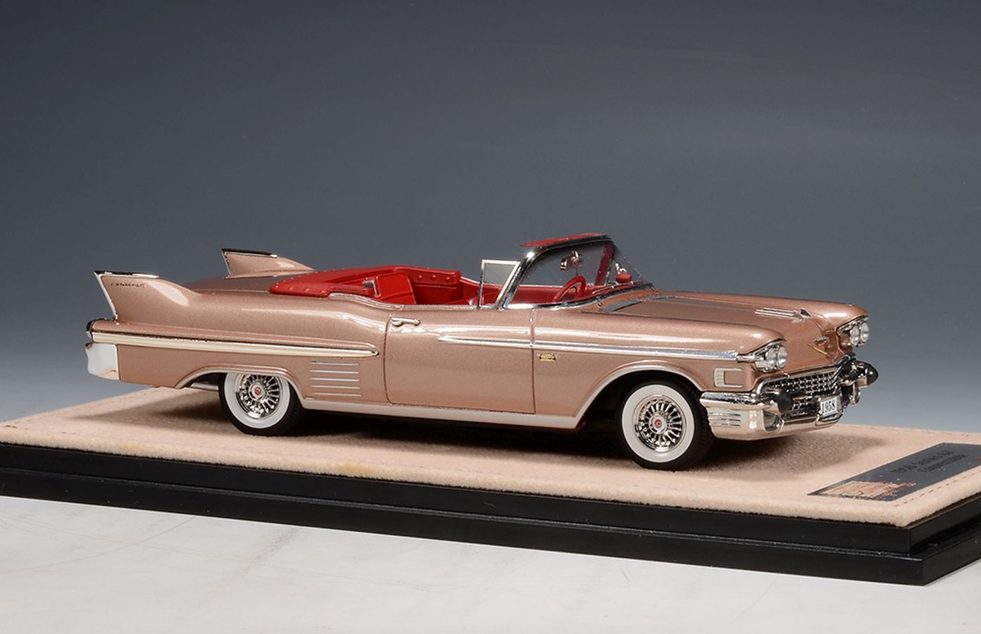 Cadillac Series 62 Convertible 1958 Desert Gold Poly 1:43 Stamp Models