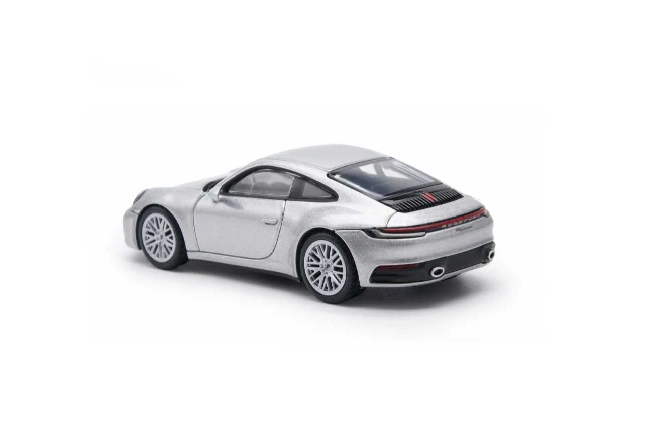 Porsche 911 Carrera (992.1) GT silver 1:64 Almost Real