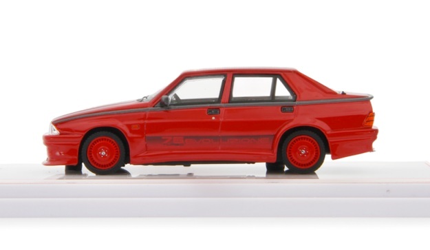 Alfa Romeo 75 Evoluzione 1987 red 1:43 Laudoracing Models