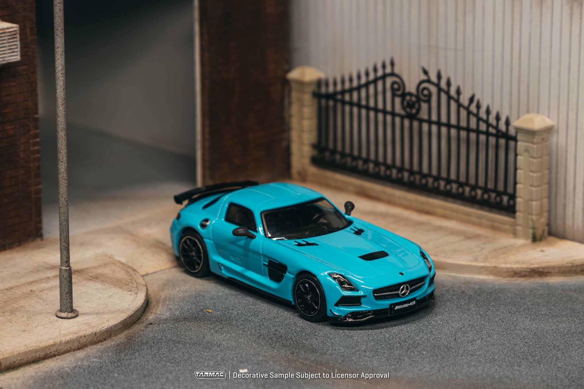 Mercedes-Benz SLS AMG Coupé Black Series baby blue mat 1:64 Tarmac