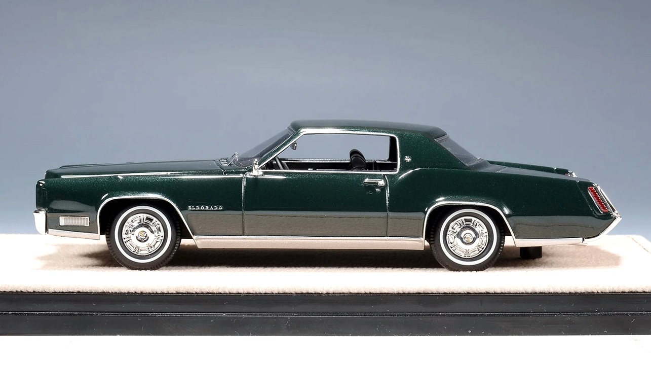 Cadillac Fleetwood Eldorado 1967 sherwood green metallic 1:43 Stamp Models