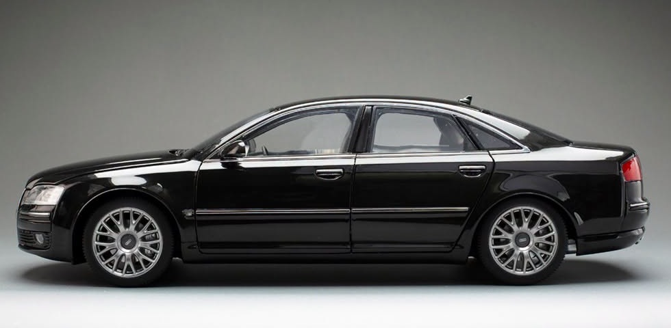 Audi A8 D3 4.2L TDi 2008 black 1:18 Sun Star