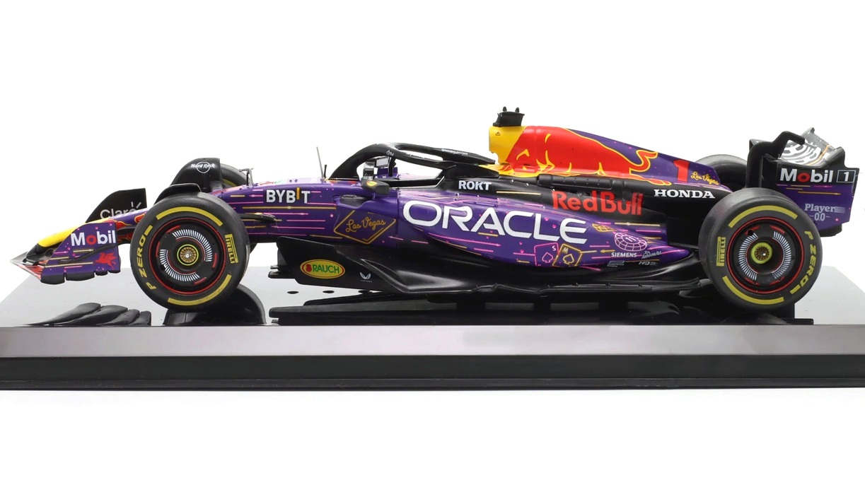 Oracle Red Bull Racing RB19 #1 M.Verstappen Winner Las Vegas GP Formula 1 World Champion 2023 1:24 Premium Collectibles