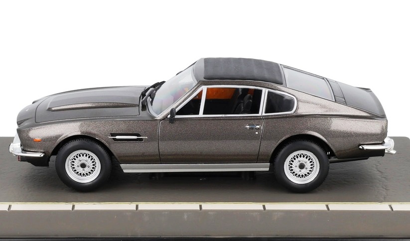 Aston Martin V8 Vantage Volante 1977 007 James Bond No Time To Die 1:24 Altaya