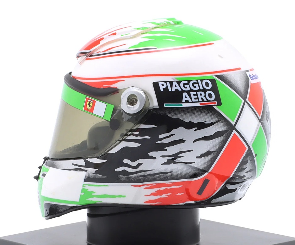 Helmet - Giancarlo Fisichella Scuderia Ferrari #3 F1 2009 1:5 Spark Editions
