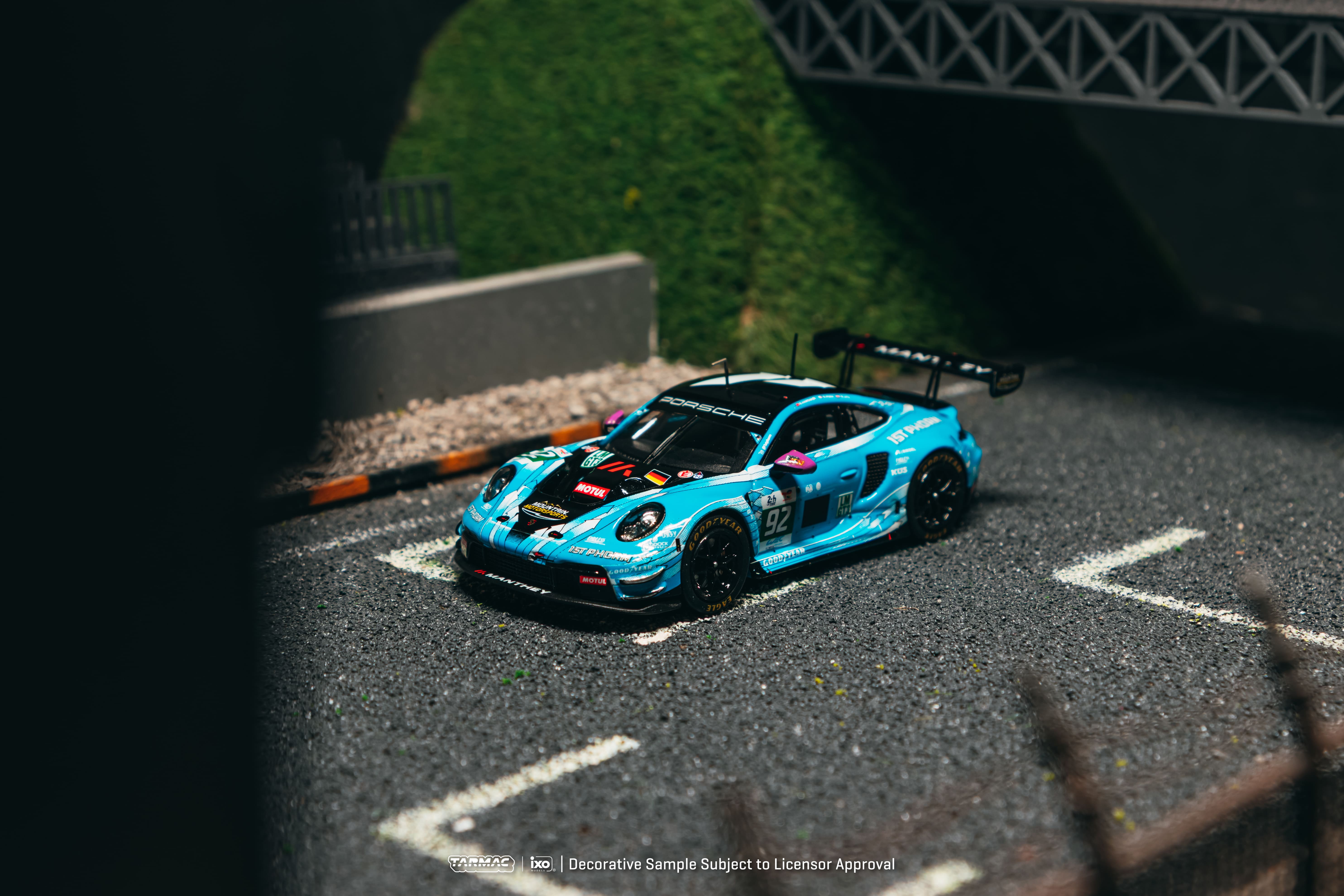 Porsche 911 GT3 R (992) Manthey 1st Phorm #92 R.Hardwick/R.Lietz/R.Pera Winner Of LMGT3 24 Hours Of Le Mans 2025 1:64 Tarmac